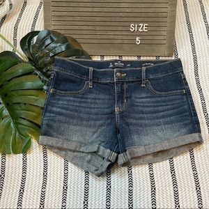 Hollister low rise women’s shorts